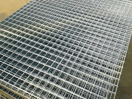 如何解決熱鋼格柵表面粗糙問(wèn)題？