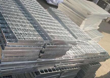 如何選擇玻璃鋼格柵板，這些技巧要掌握！